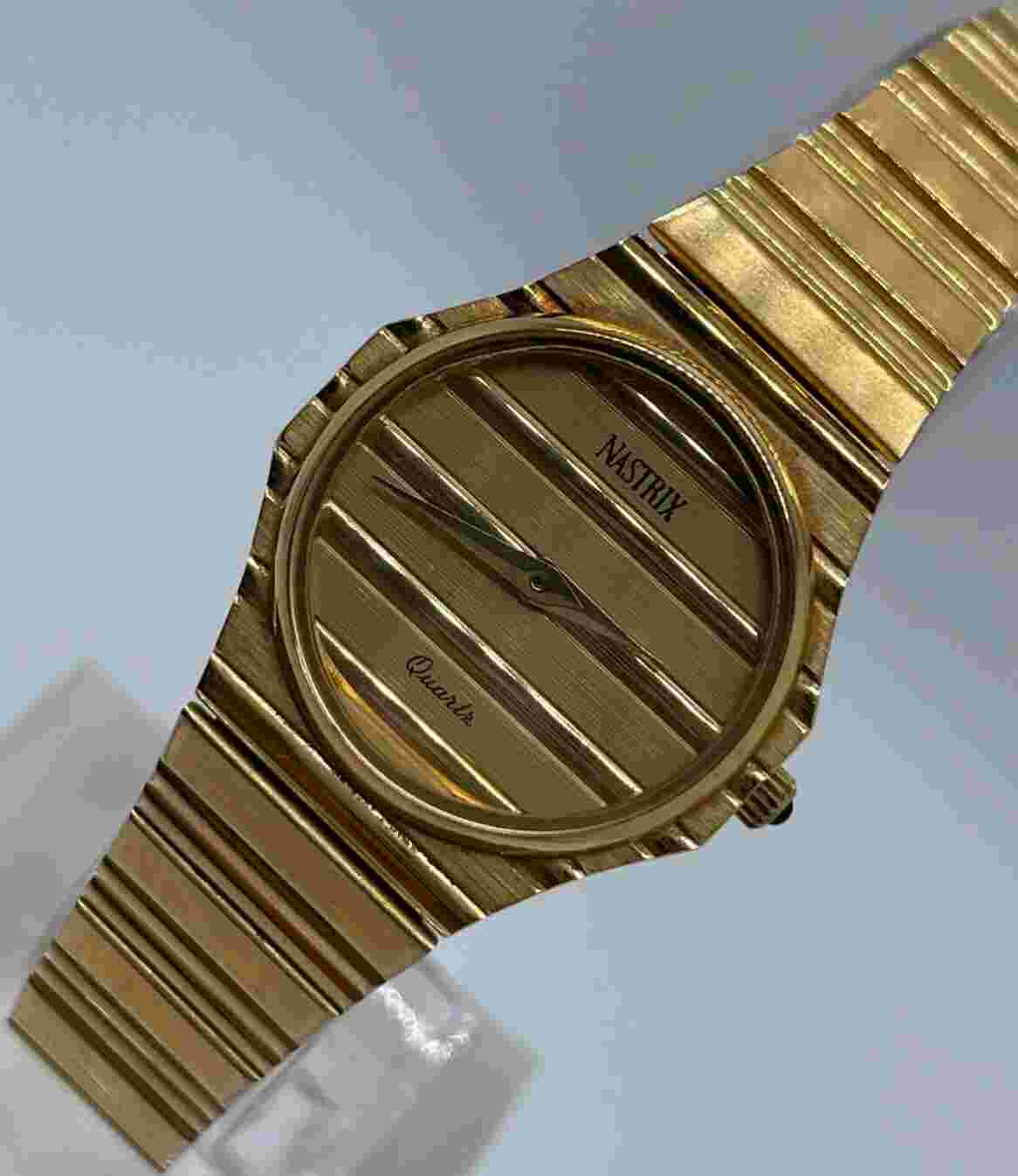 Nastrix Womens Watch Quartz Analog Gold Tone Pattern Case Dial Band