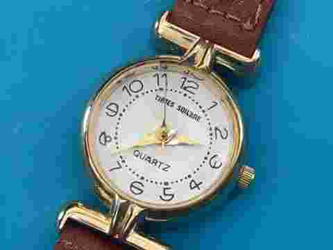 Times Square Watch Women Silver Stainless Steel New Battery White Quartz Working