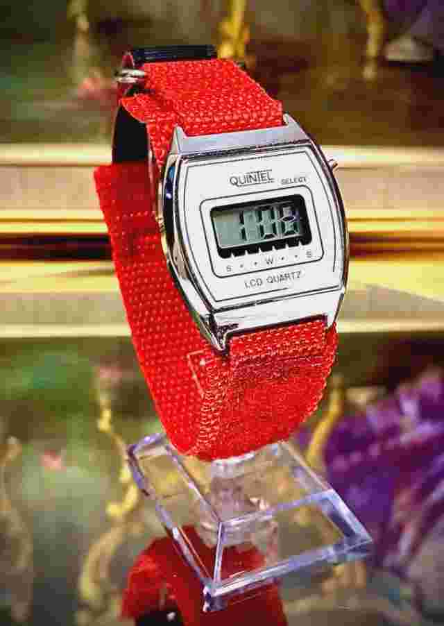 Vintage 1980’s QUINTEL Digital Wrist Watch NEW Battery