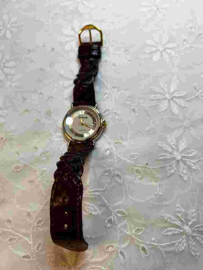 Vintage Cherokee Mens Watch 32 833 Braided Brown Band Creamy White Dial Analog
