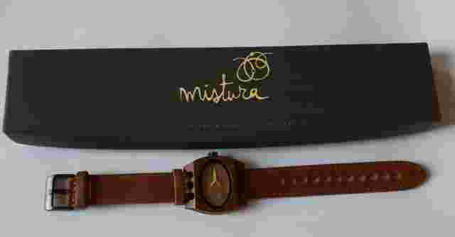 New Mistura Kamera Wooden Watch. BROWN-PUI-TEAK-Y. Handmade wooden timepiece.