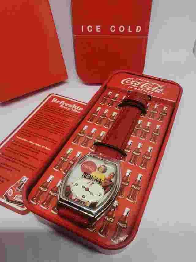 New in Box Vintage Girl NOS Coca Cola Wrist Watch Japan Movement Couple