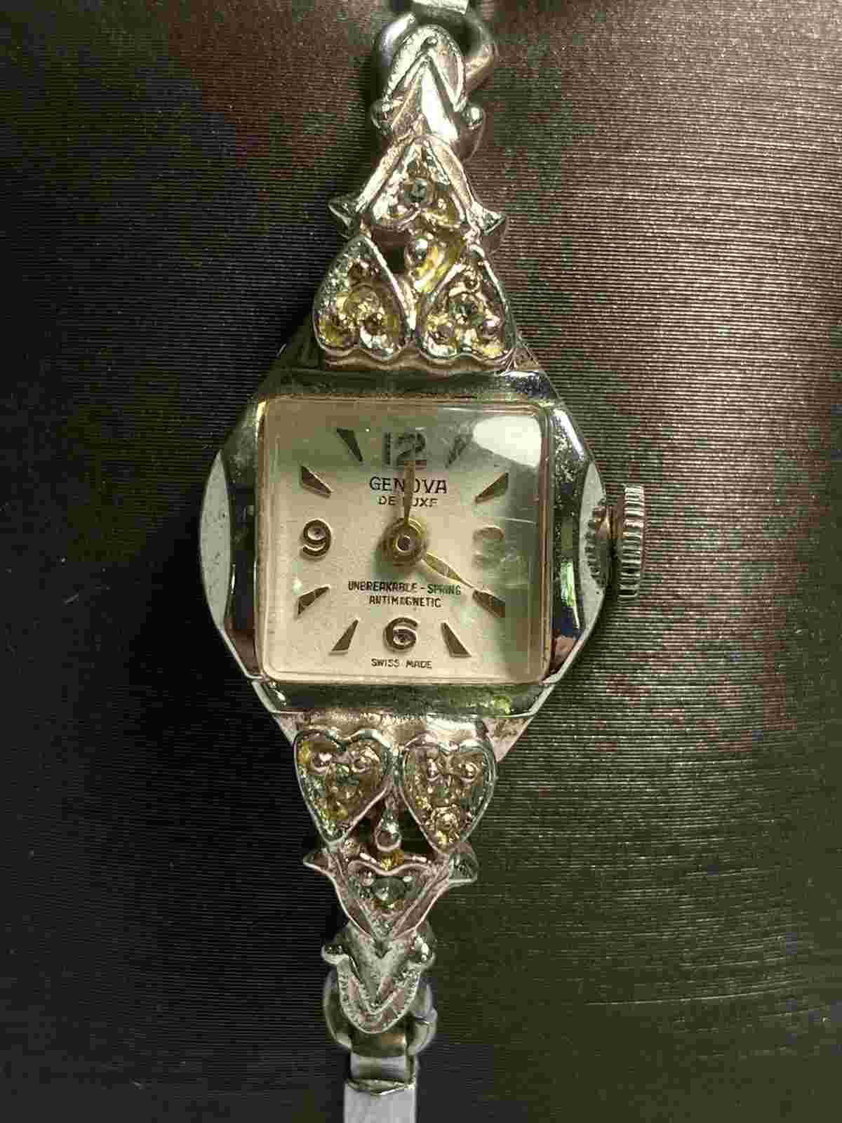vintage Genova De Luxe lds. watch with original band parts or repair swiss made