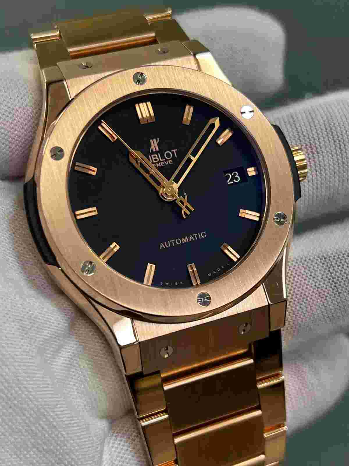 Hublot Classic Fusion Men's Black Watch - 511.OX.1180.OX