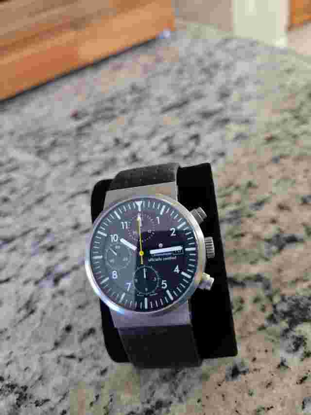 Junghans Steel Officially Certified Chronometer Black Leather Tang Buckle EUC
