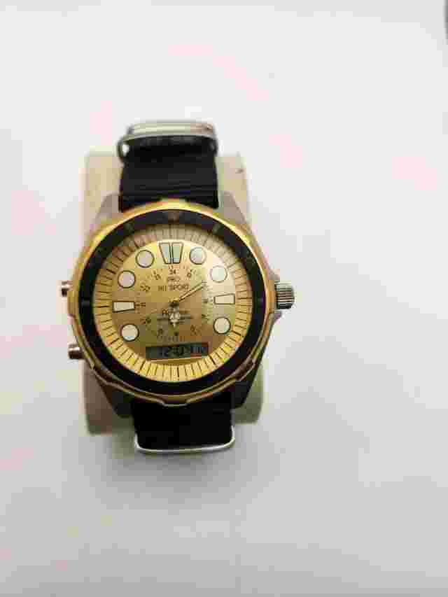 Armitron 20/2167k  Men's Digital Analog Sports Quartz Watch.  Nato Strap.
