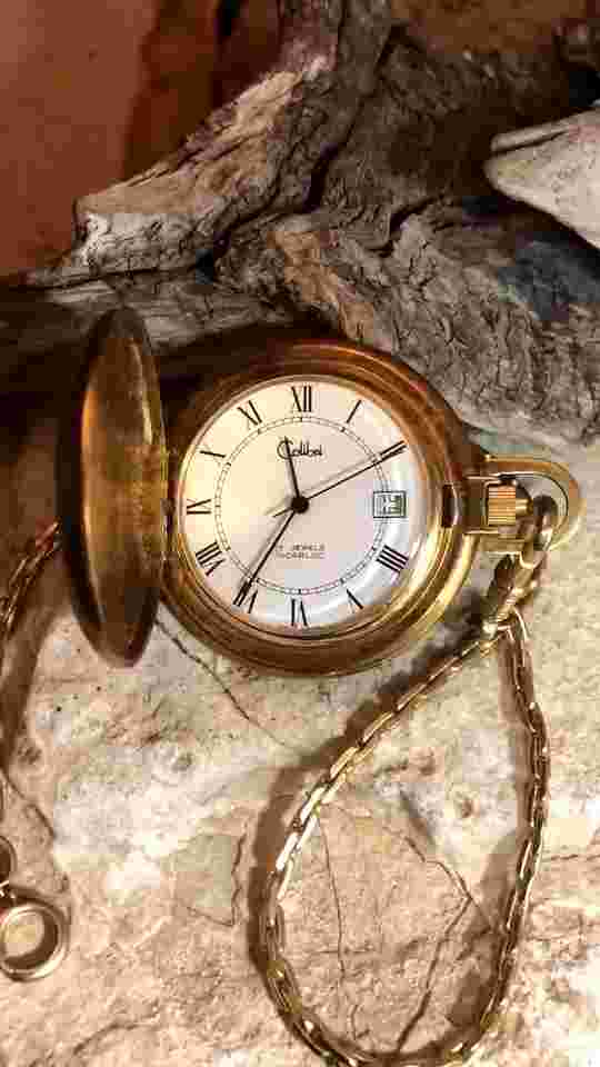 Vintag Gold tone Mechanical Colibri 17 Jewels Incablock Pocket Watch with Chain