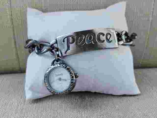 Decree Ladies Wristwatch PEACE Gunmetal Chain Band Quartz Analog Watch