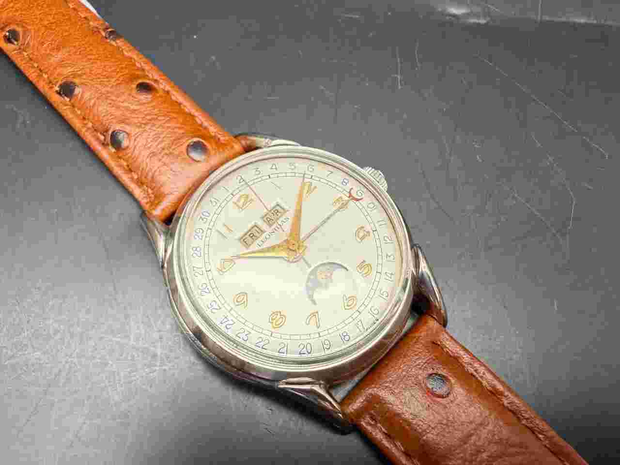 Vintage SS Leonidas Pre-Heuer Triple Date Moon Phase Watch. Rd001