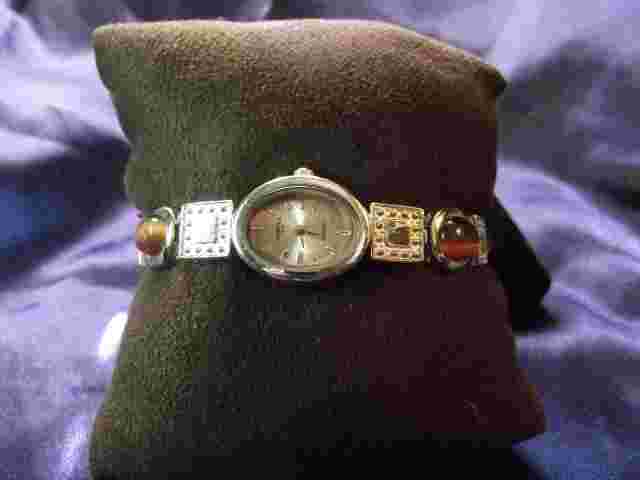 Woman's Anriya Milan Watch B20-377