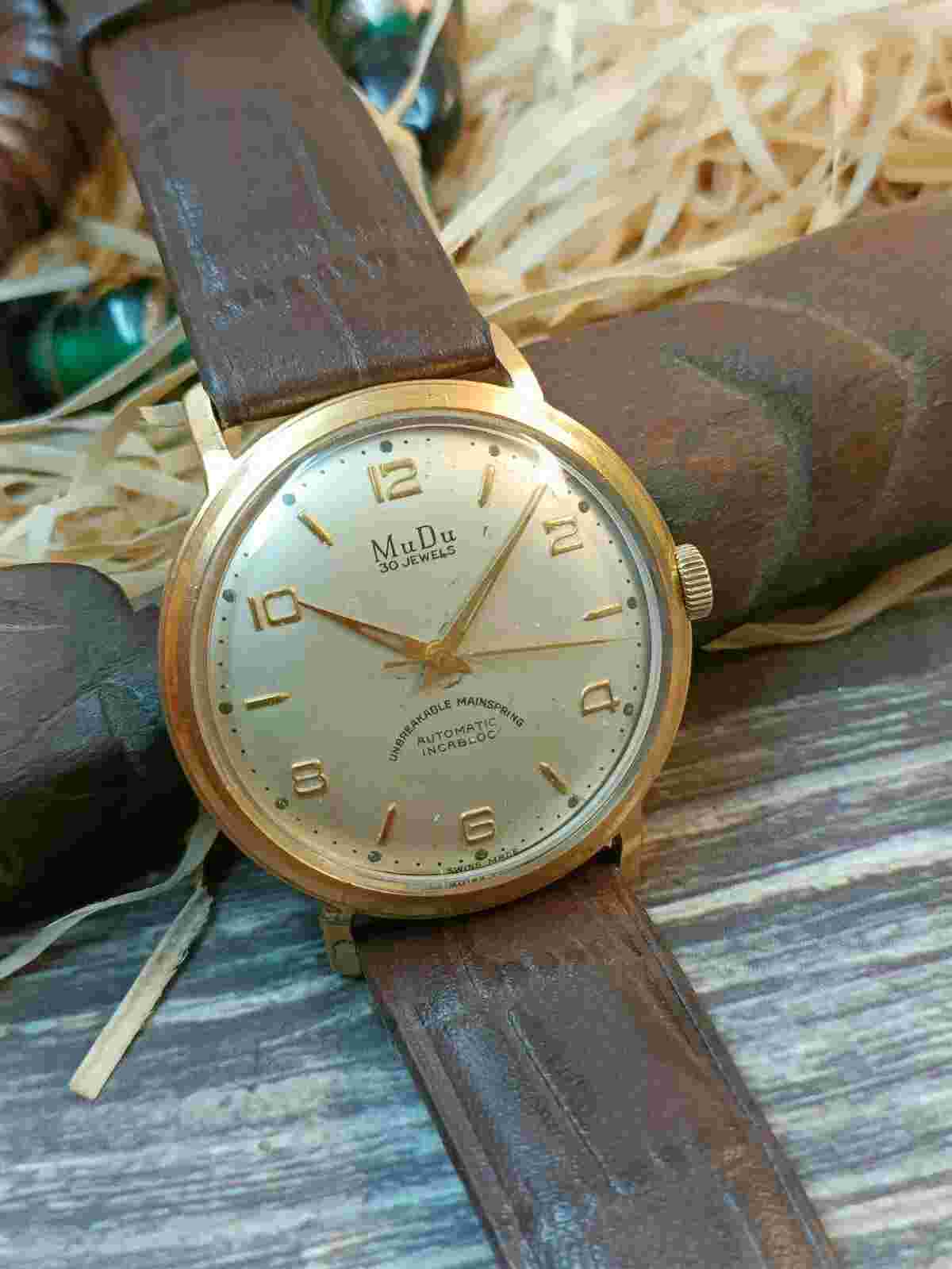 AUTHENTIC MUDU 30 JEWELS AUTOMATIC SWISS MEN'S SILVER DIAL RETRO VINTAGE WATCH