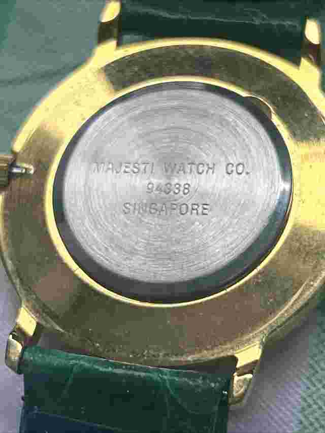 Majestron Christmas Tree Theme Analog Wristwatch Green Buckle Band Gold Tone