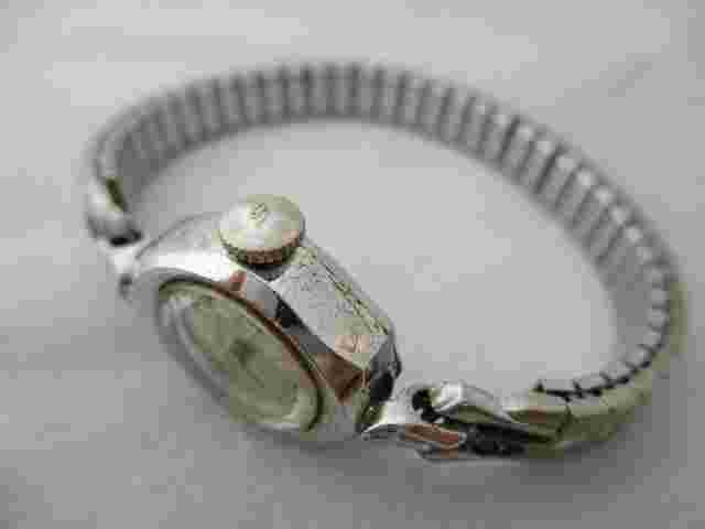 Signal Ladies Vintage Wind Up Watch Silver Toned