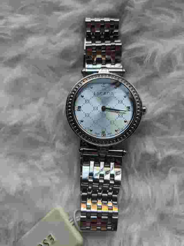NWOB ESCADA Vanessa Swiss Made Women's Watch E3235000 Stainless Steel Band