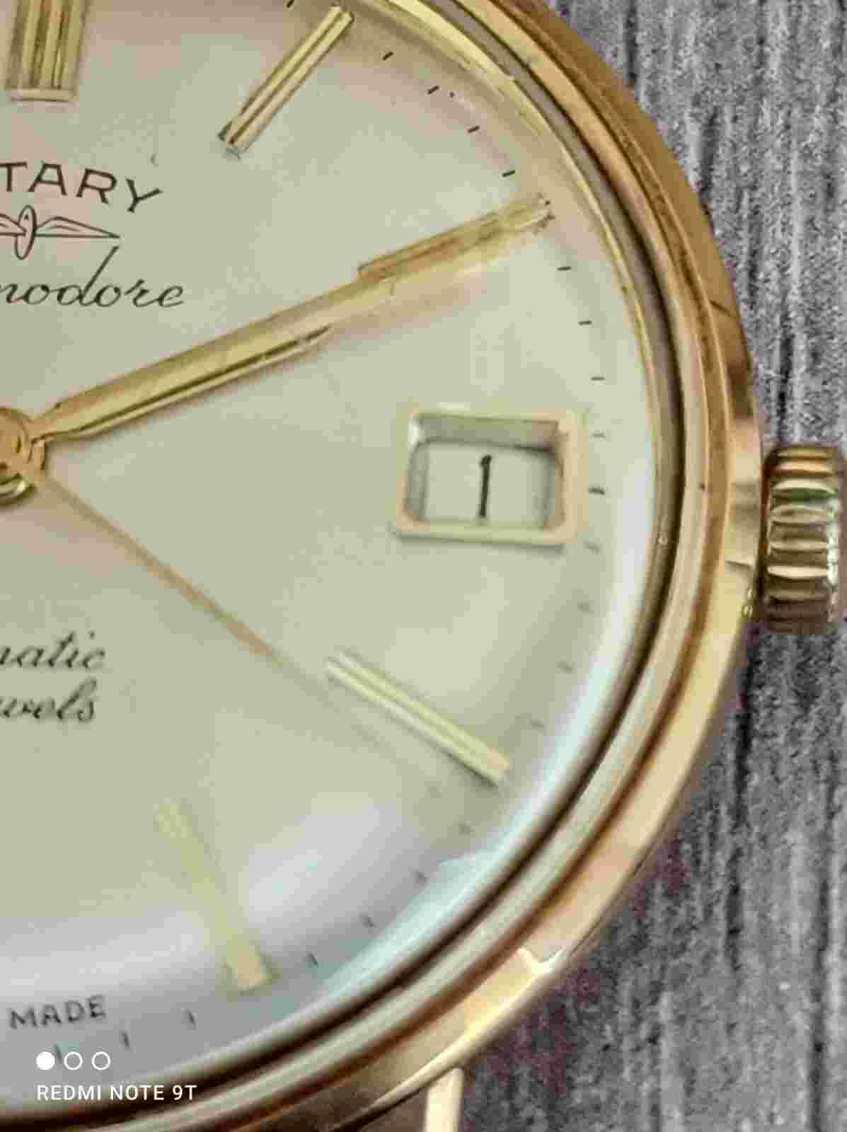 Vintage Rotary Commodore 9ct Solid Gold Gentleman's Mechanical Swiss Movement...