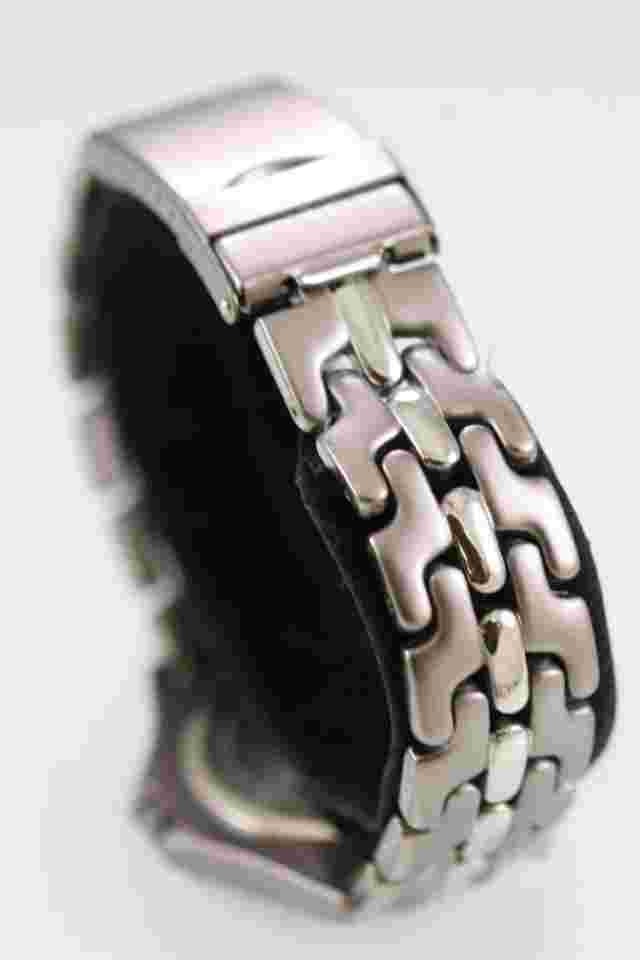 Sierra Club Men Watch Stainless Steel Silver Gray WR Battery Date White Quartz