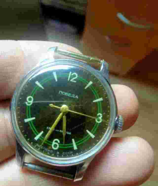 Vintage USSR watch Soviet Wrist Mechanical Wristwatch RUSSIA Victory RARE Mens
