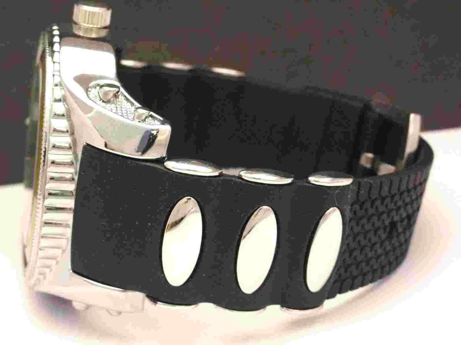 LOUIS RICHARD Helmsley Collection Jet Black Silicone Strap Men's Watch  $589