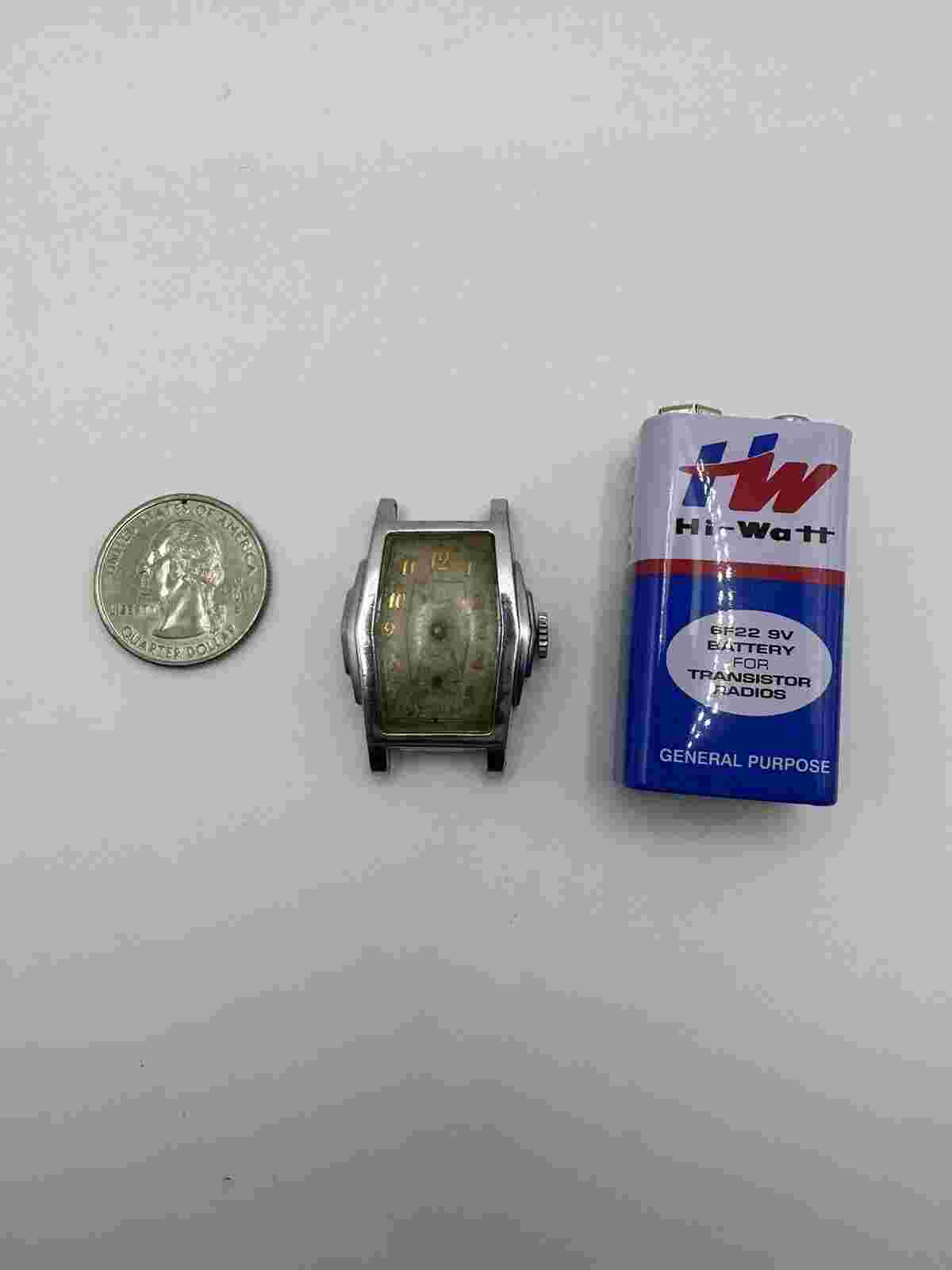 Elco Mens  15 Jewels Tank Watch for Restoration / Parts Project Silver Vintage