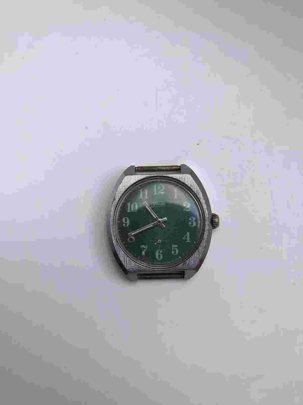 Vintage Russian Zim Mechanical Wrist Watch Зим Часы USSR Soviet 17 Jewels