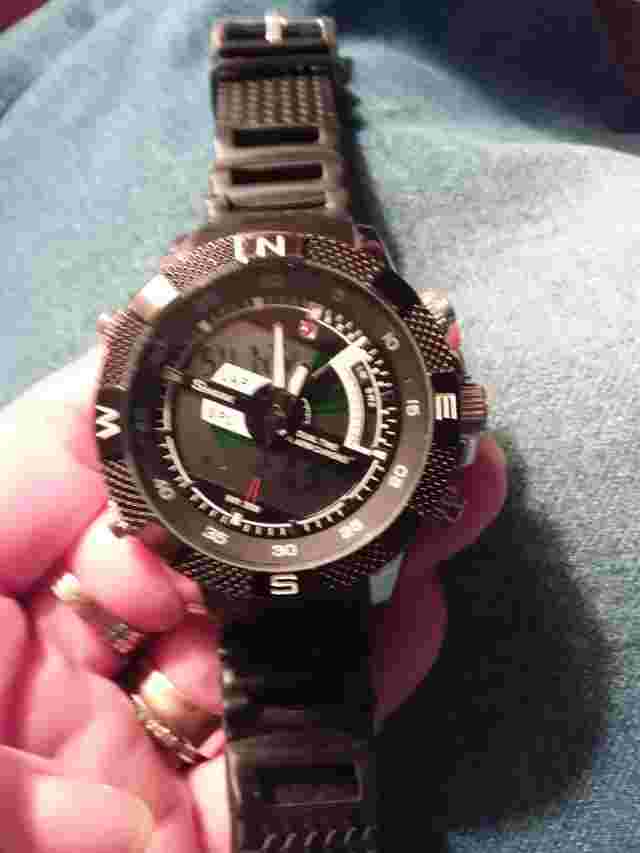 Shark Dual Time Digital Quartz Date Alarm Wrist Watch Excellent Condition