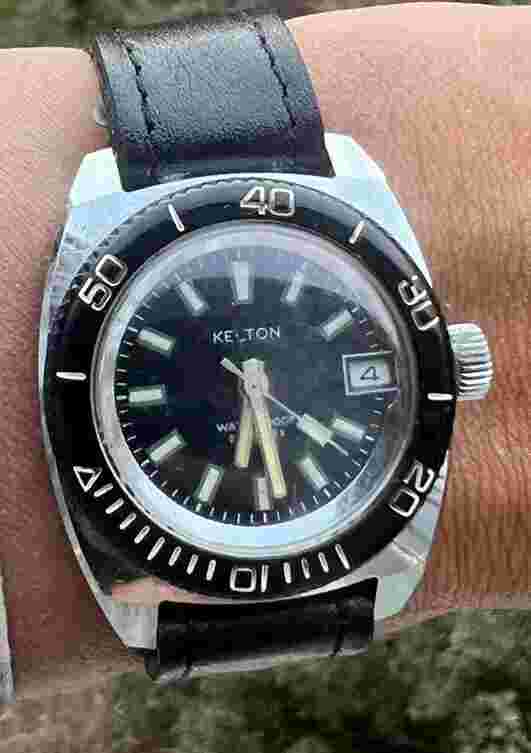 VINTAGE KELTON DIVERS WATCH 31mm wind up/ For Parts/ Repair