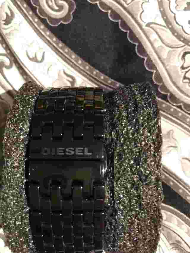 Diesel 3 Bar Watch DZ 7314 Only The Brave Needs Battery