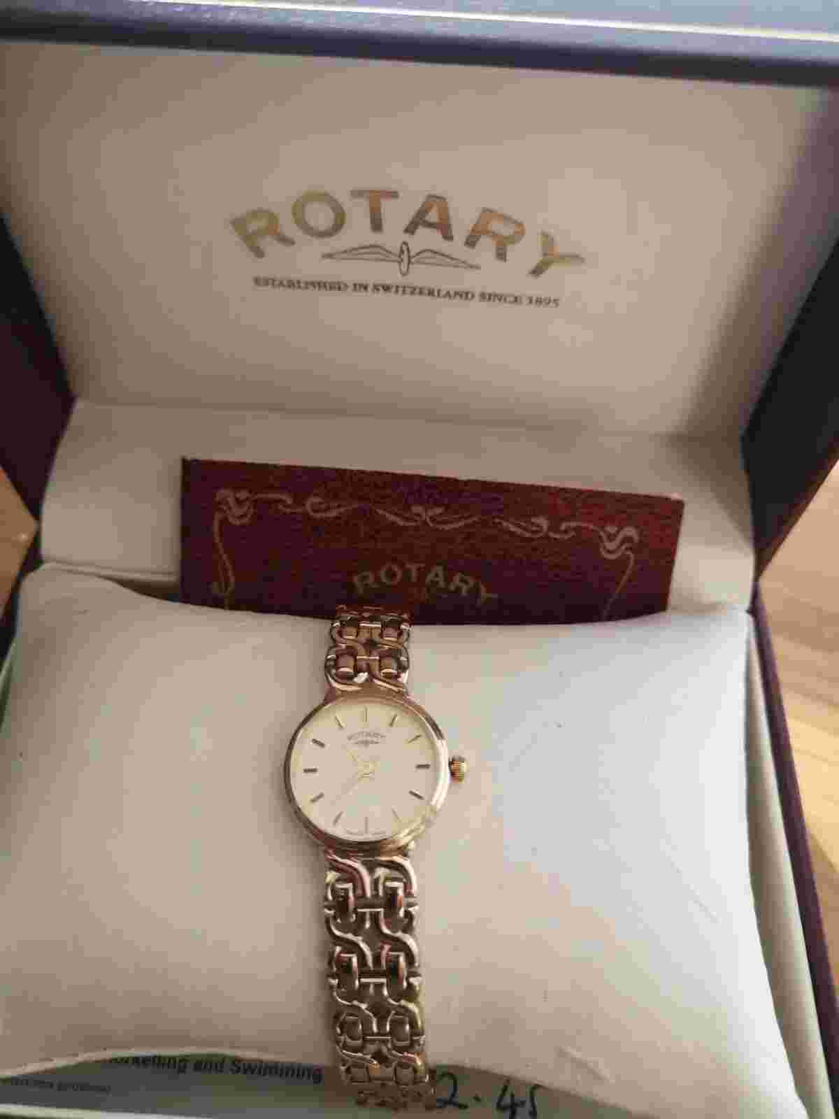 Rotary 9ct gold watch