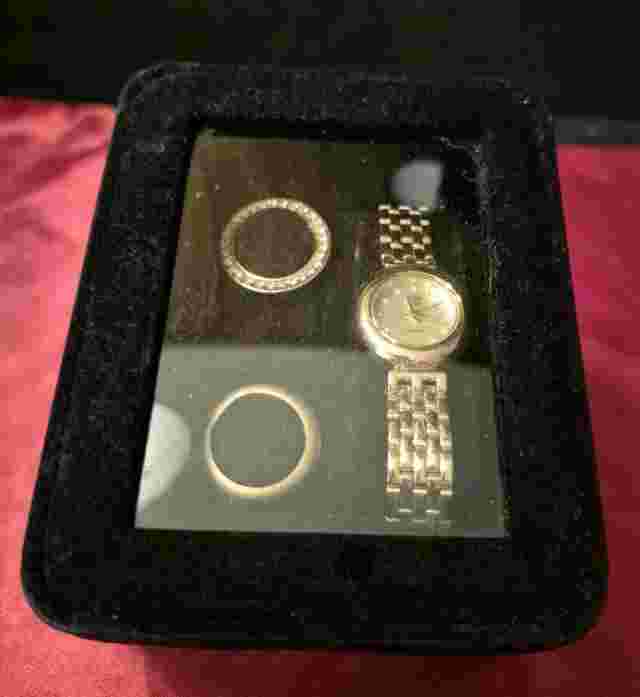 Vintage Liz Taylor White Diamonds Interchangeable Bezel Watch Set Jewelry (910)