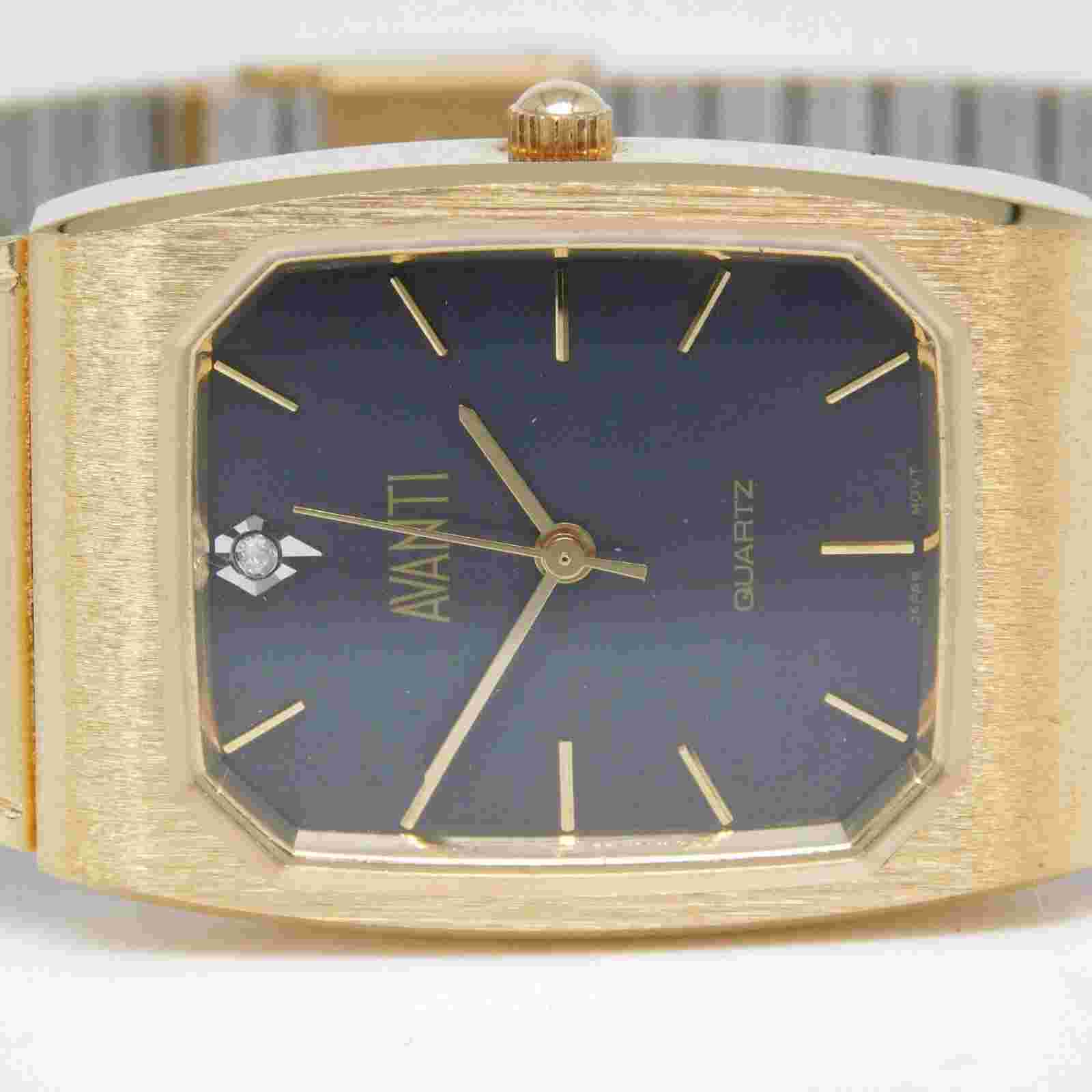AVANTI Gold Tone Quartz Analog Unisex Watch New Battery