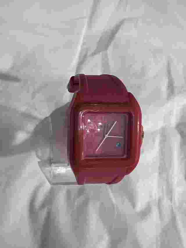 dakota watch, ladies dress watch red and pink date 43 mm Case, Pink rubber band