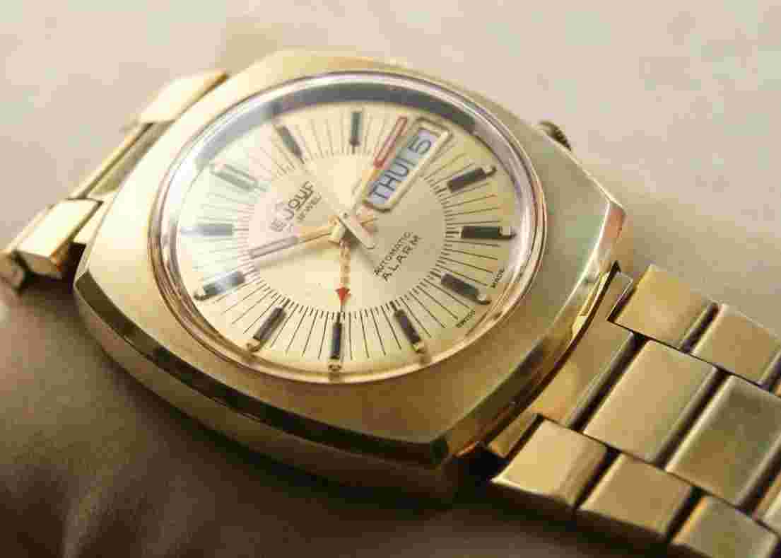 Mens LE JOUR automatic, ALARM, gold, vintage, rare Swiss cal. AS 5008.
