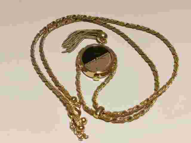 VINTAGE RARE LUXURY GOLD PLATED MECHANICAL SWISS LADIES WATCH PENDANT "ROXY"