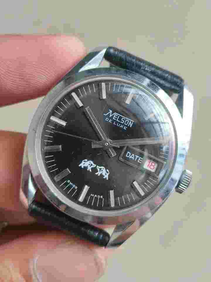 Vintage Nelson De Luxe Mechanical Swiss Made 1960s Silver Tone Men’s Dress Watch