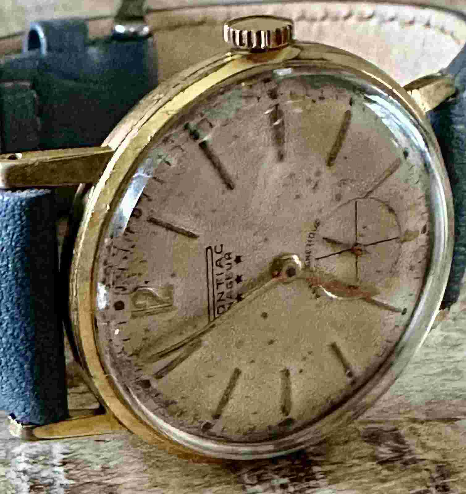 Vintage Rare Pontiac Nageur Sub Dial 32.50mm Swiss Made Men’s Watch