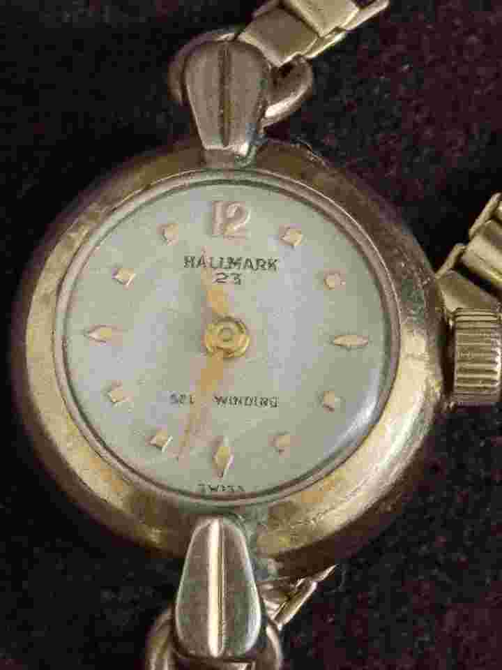 Vintage Hallmark 23 Self Winding  Ladies Watch With Solid 10k Gold Band