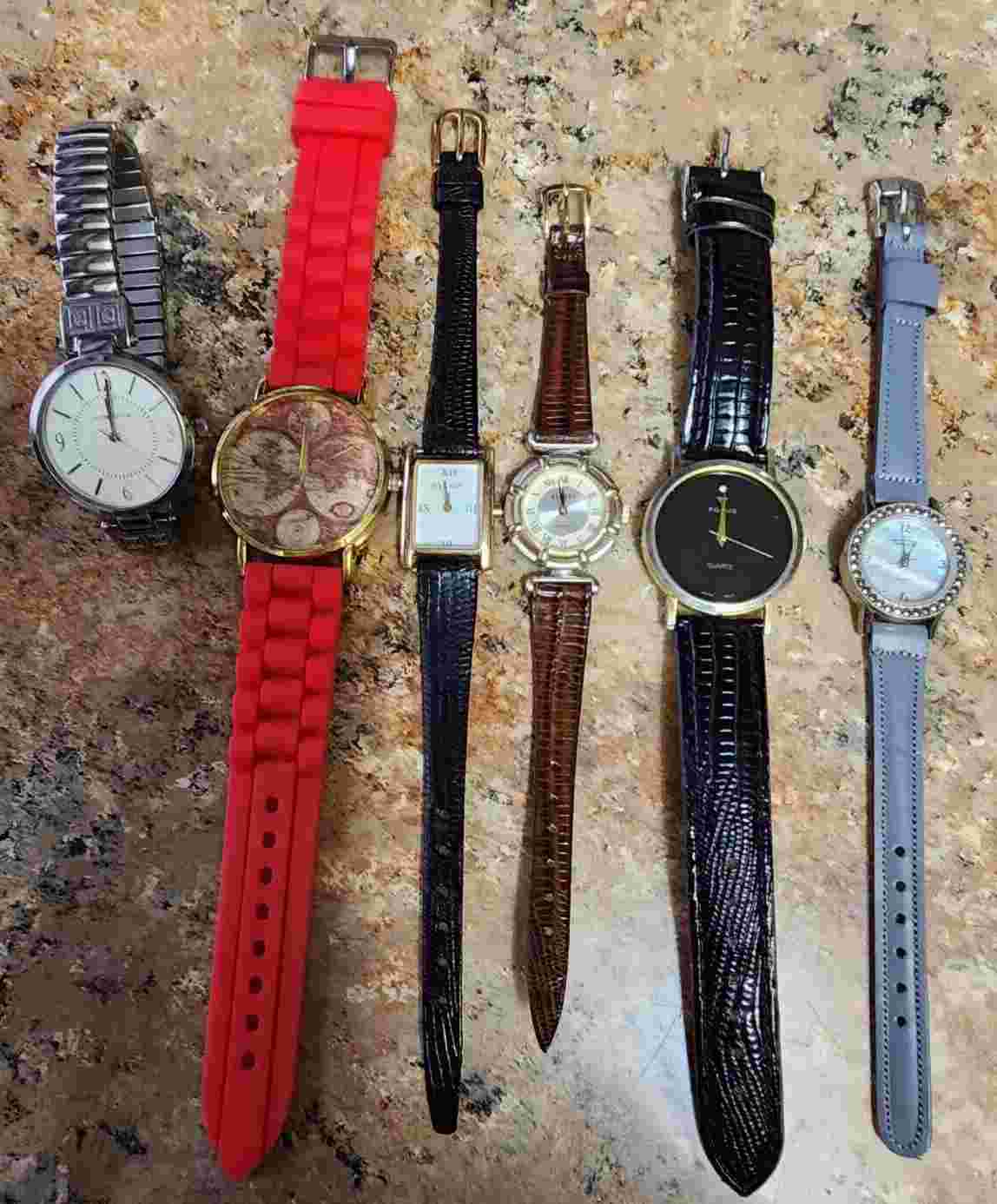 6 piece Women's working, etc. watches, Talbots, Focus, etc.  GUC Lot(684)