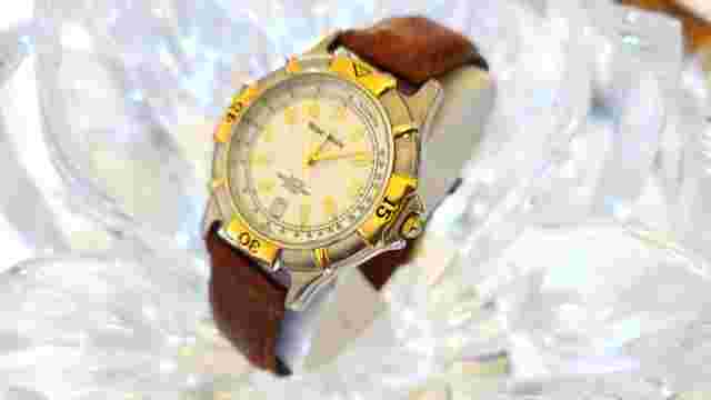 Vintage Hug Maxx 18K GP Men's Leather Band Watch. ( K51)