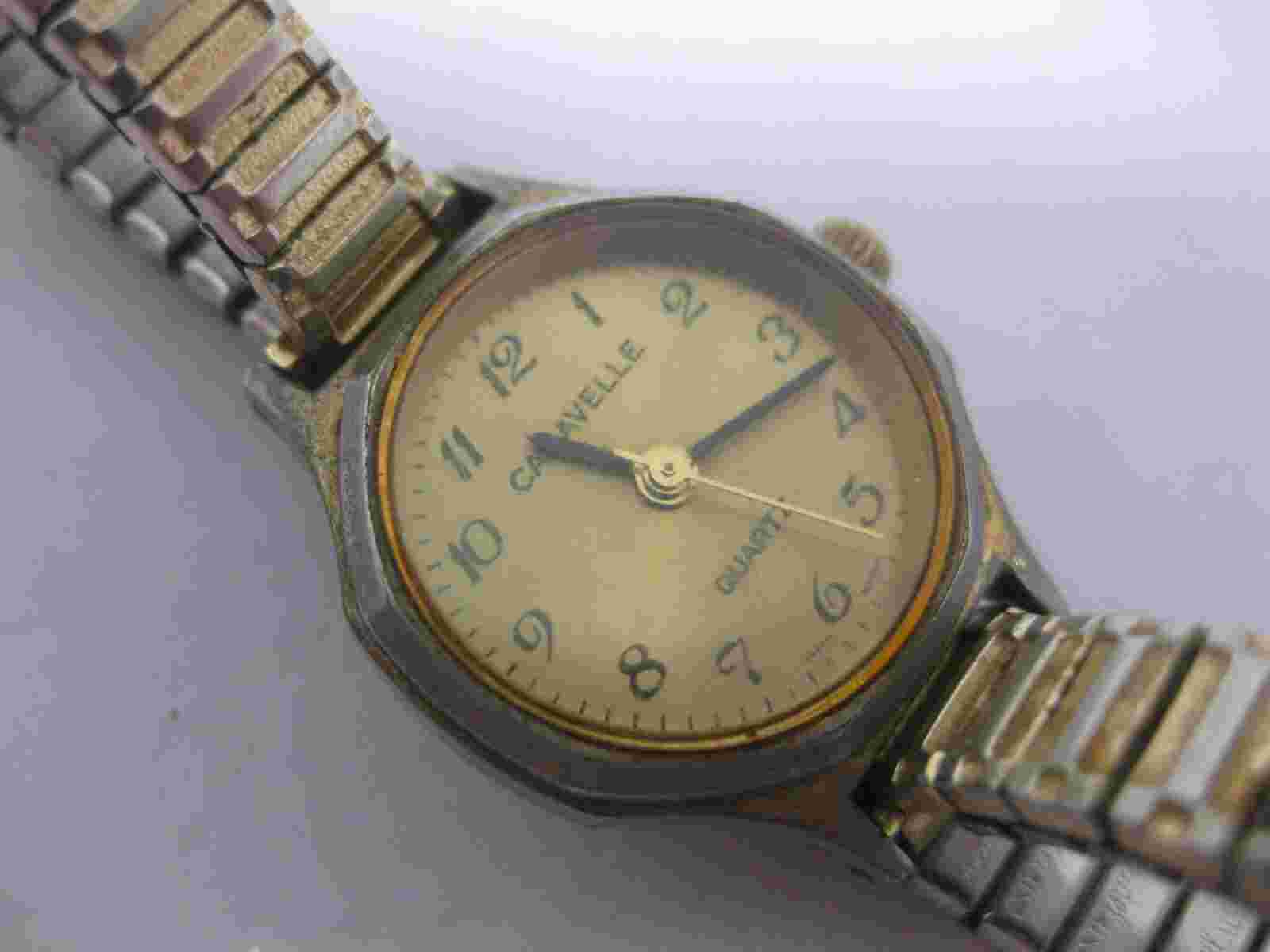 Vintage Caravelle by Bulova Quartz P3 Gold Tone Fresh Battery