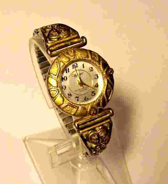 Vintage 1990s Women’s Wrangler Western Silver Open Filigree Bracelet Watch Runs