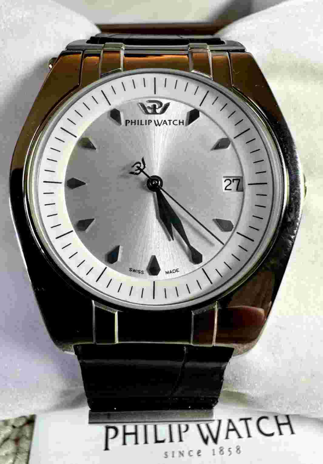 Philip Watches, Swiss quartz, 50M w/r New in Box w/new battery Classic- RARE