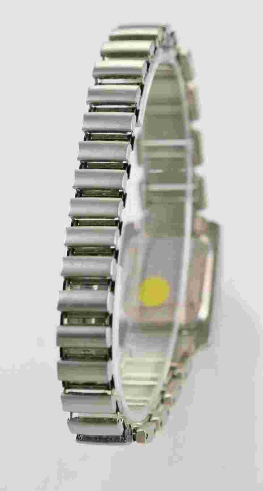 Gloria Vanderbilt Watch Women White Stainless Steel Silver Gold Stretch Quartz