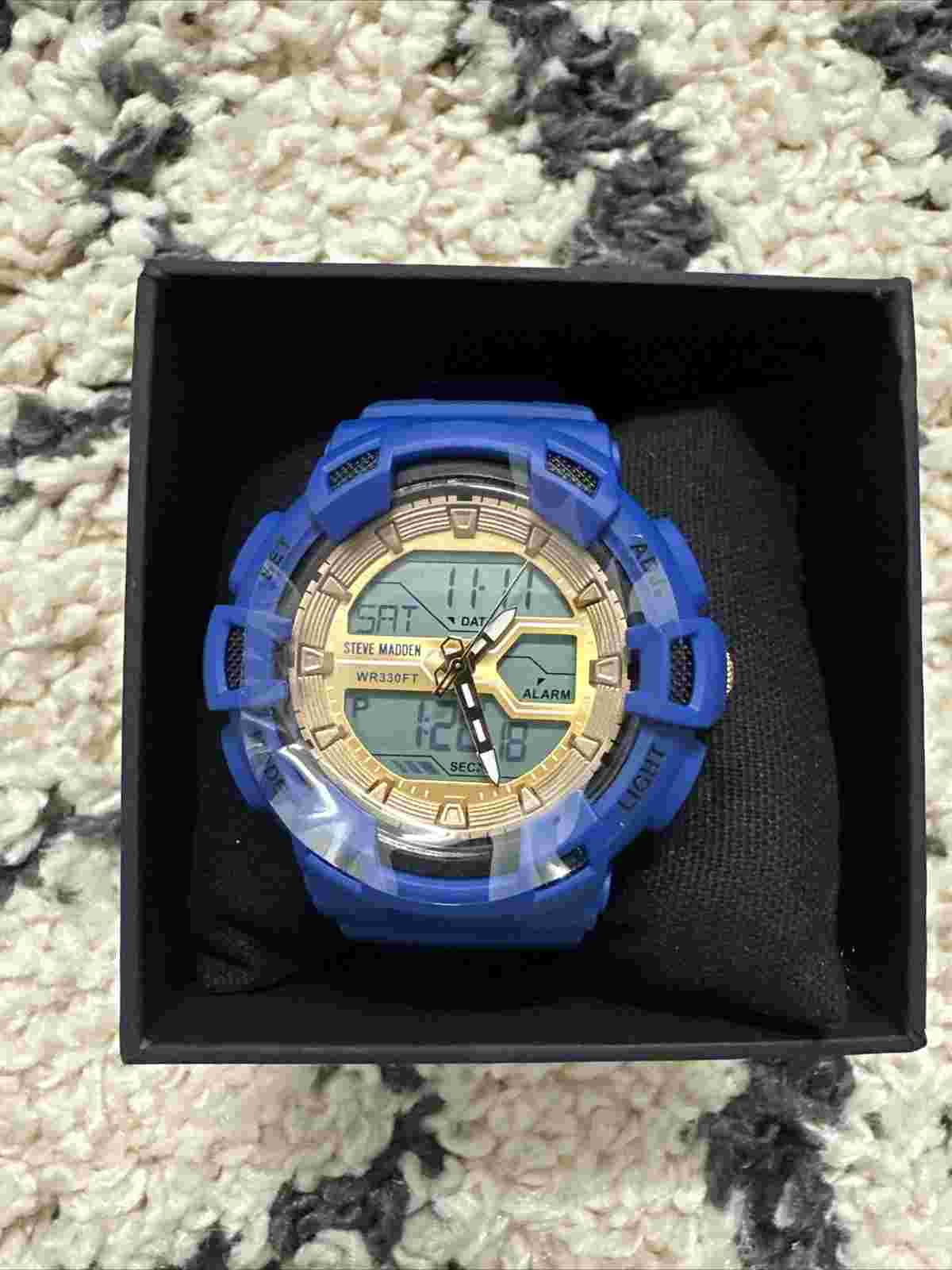 Steve Madden Unisex Analog-Digital Chronograph Silicone Strap Watch - BLUE
