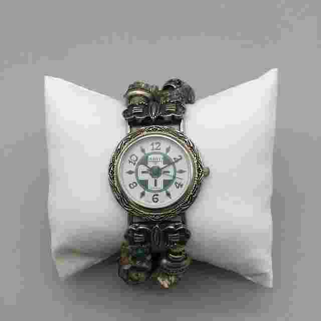 Dakota Watch Women 32mm Silver Tone Western Stone Band New Battery 7.5"