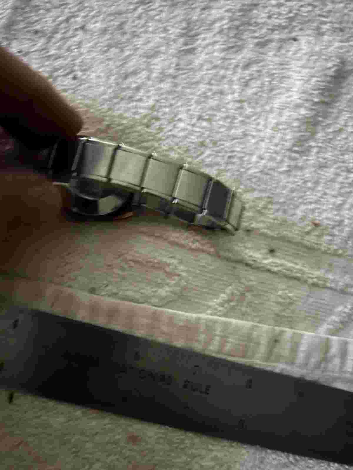 Vintage Hilton Watch Automatic 17 Jewels Incabloc