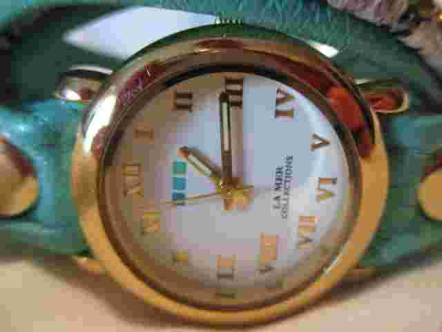 La Mer Collections Wristwatch Wrap Around Band White Black Teal Gold Toned