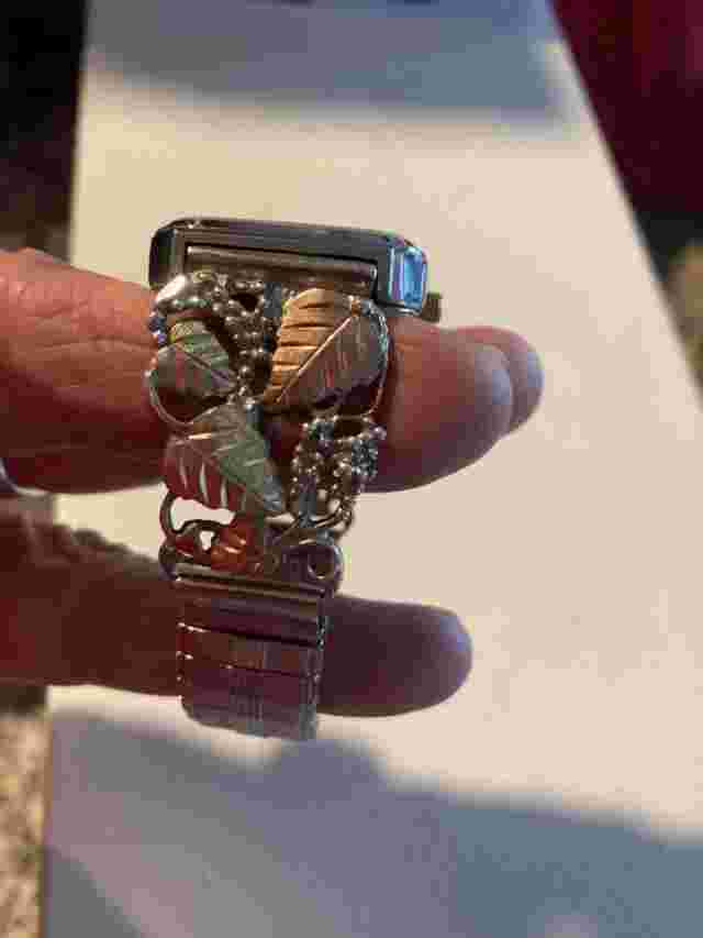 Watch, Black Hill Gold, women's