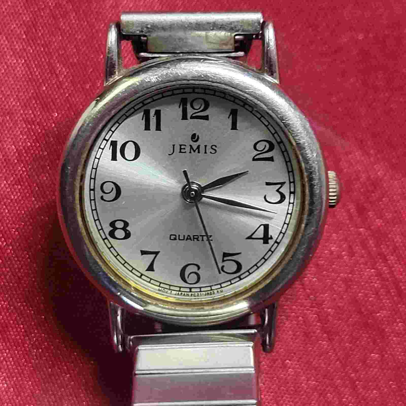 JEMIS Silver Tone Quartz Analog Women's Watch Base Metal Bezel - Needs Battery