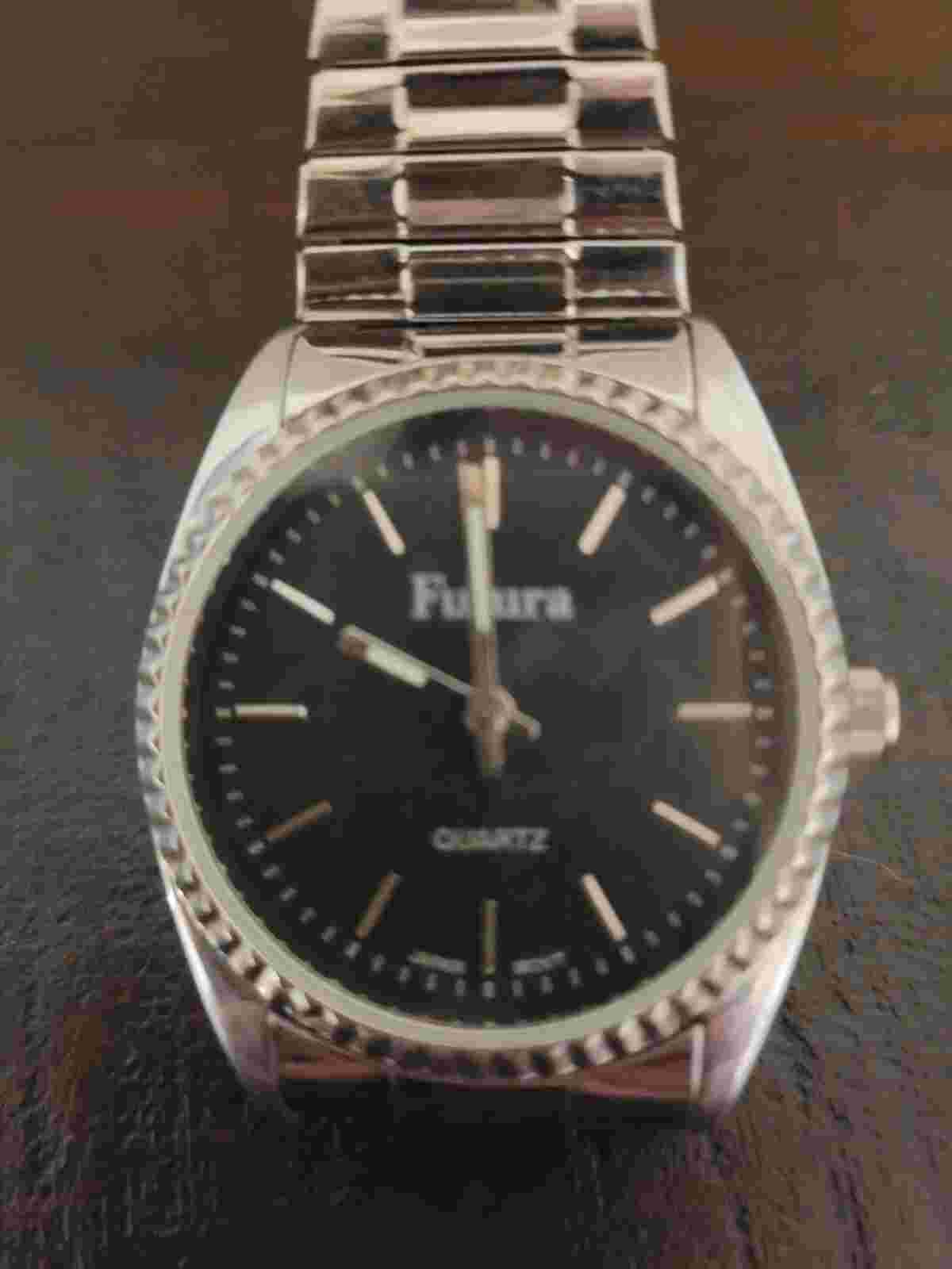 Futura Silver Tone Quartz wristwatch for parts not working