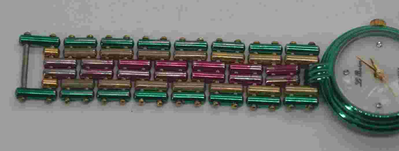 Le Baron Statement quartz watch Vtg Colorful New Battery Runs great GUARANTEE